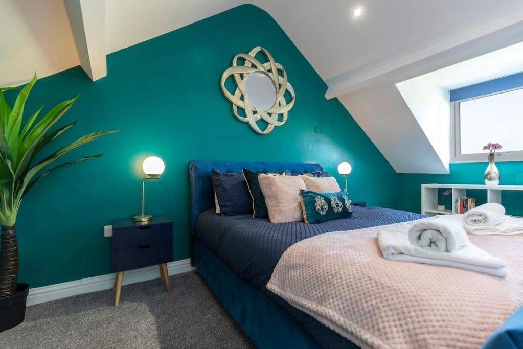Auckland View - A Comfy & Spacious 4Bed With Views Coundon Luaran gambar
